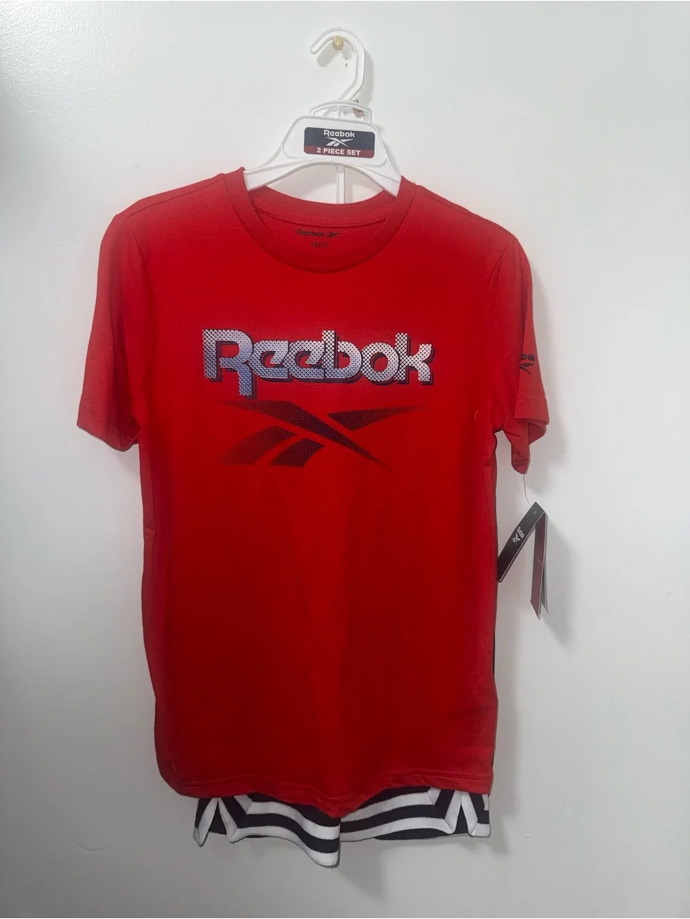 Reebok Red Short Sleeve Graphic Tee